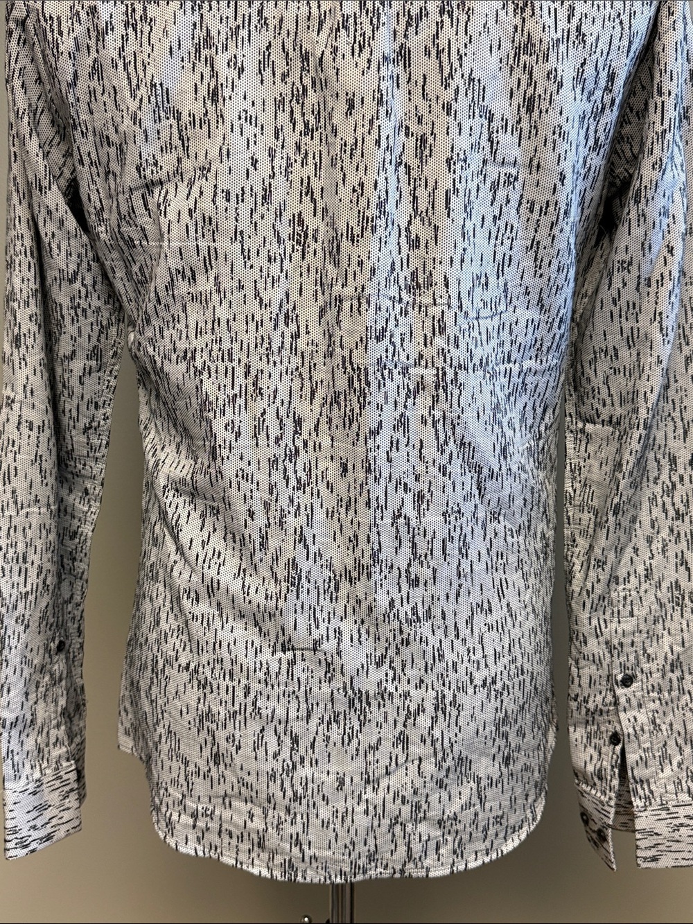 Hugo Boss Slim Fit Shirt Men’s Small Gray Pattern Button Front - Picture 6 of 7